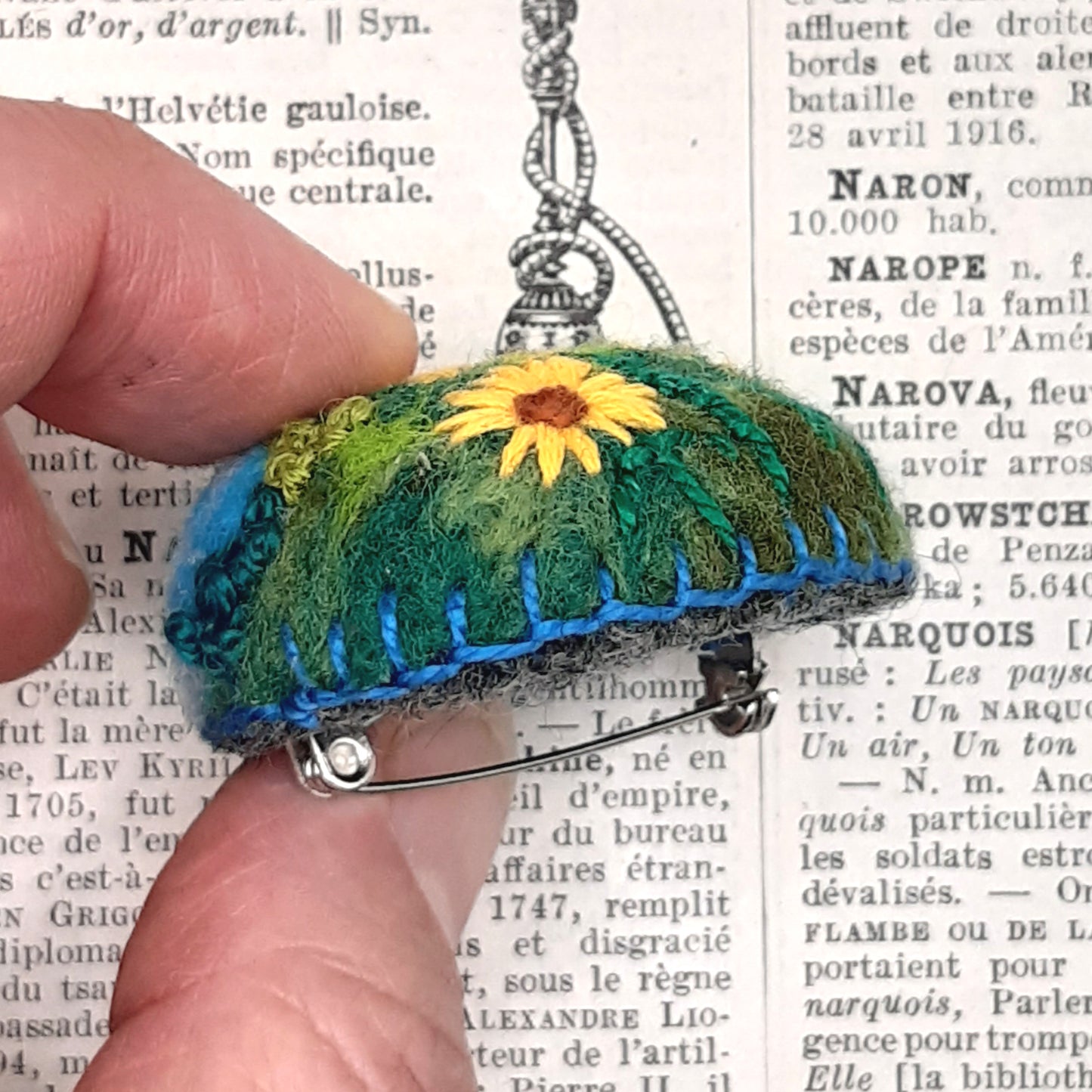 Broche Tournesol en Feutrine Brodée