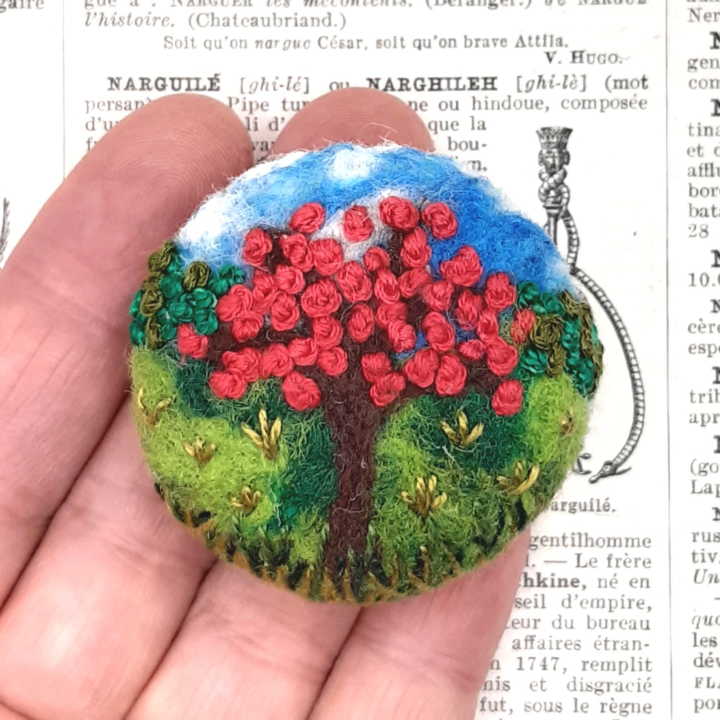 Broche Arbre Fleuri en Feutrine Brodée