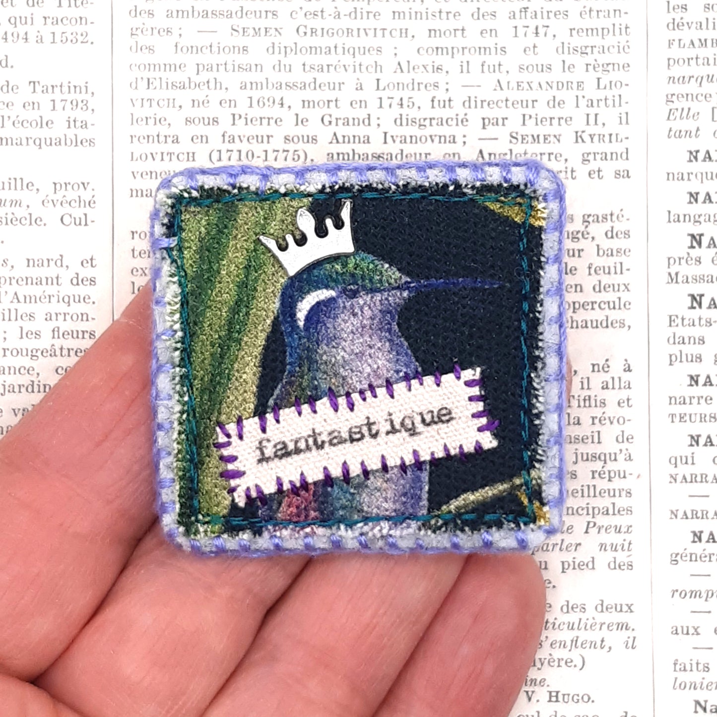 Broche Textile Poétique "fantastique"